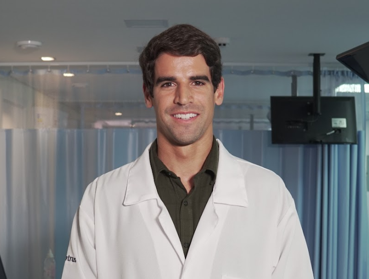 Dr. Mateus Queiroz
