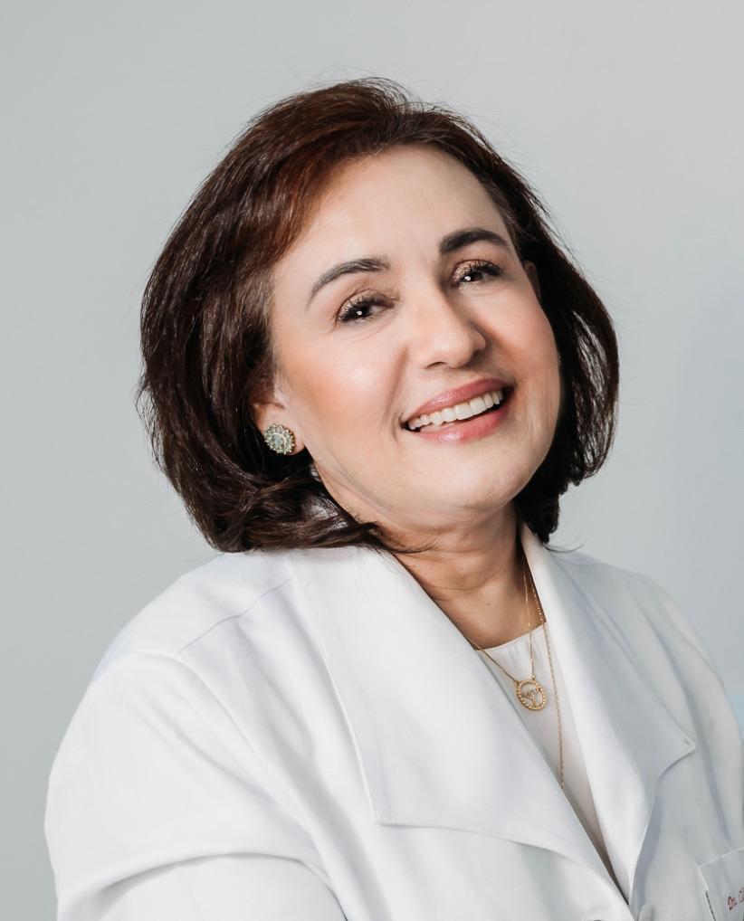 Dra. Claudia Chagas